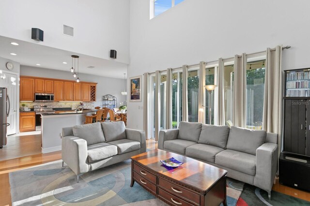 18050 Cozumel Isle Dr, Tampa, FL 33647 - photo 14
