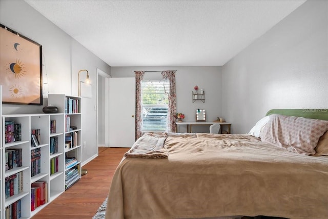4004 Dream Oak Pl Unit 102, Tampa, FL 33613 - bedroom featuring light wood-style floors