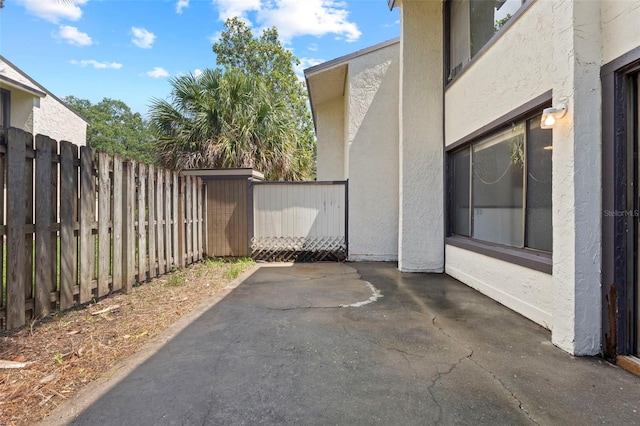 4160 Player Cir Unit 109, Orlando, FL 32808 - view of patio / terrace