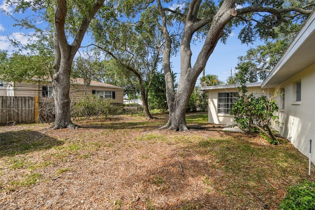 5825 Oakhurst Dr, Seminole, FL 33772 - view of yard