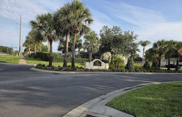 4471 Marsh Harbor Dr, Tavares, FL 32778 - photo 4