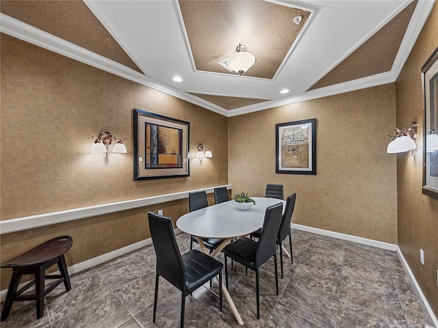 4221 W Spruce St Unit 2302, Tampa, FL 33607 - dining space featuring ornamental molding, recessed lighting, and baseboards