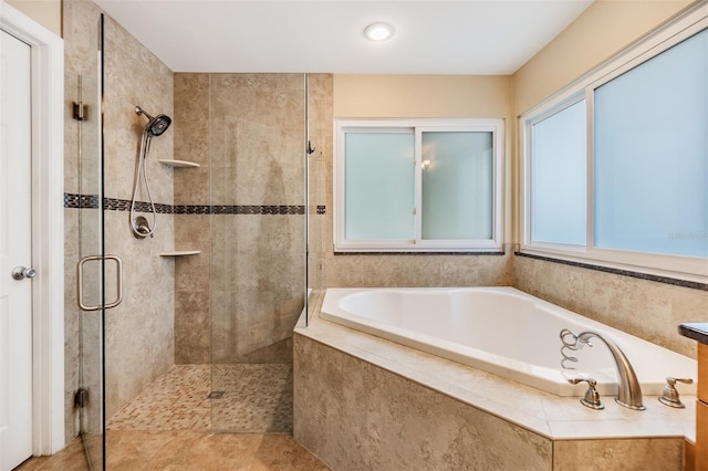 2016 Chelam Way, Brandon, FL 33511 - full bath with a garden tub and a shower stall