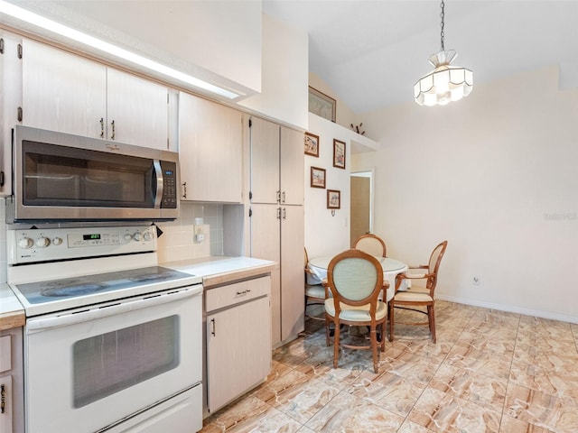 7712 40th Ter N, Saint Petersburg, FL 33709 - photo 6