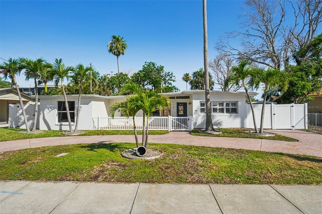 709 Pruitt Dr, Madeira Beach, FL 33708 - photo 1