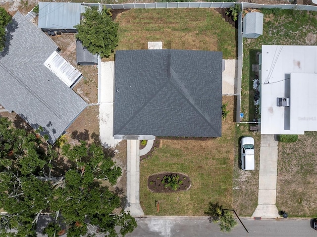 5685 35th Ave N, Saint Petersburg, FL 33710 - drone / aerial view