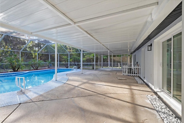 15025 Shark St, Hudson, FL 34667 - swimming pool with a patio and a lanai