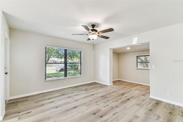 6551 S W Shore Cir, Tampa, FL 33616 - photo 27