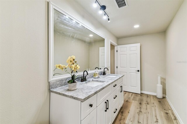 6551 S W Shore Cir, Tampa, FL 33616 - photo 35