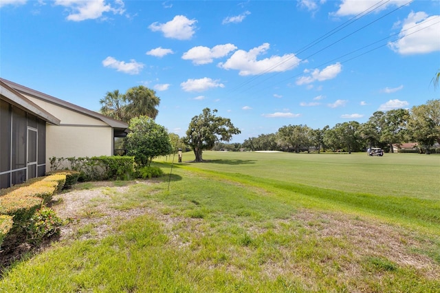 190 Dale Pl, Oldsmar, FL 34677 - view of grassy yard with view of golf course