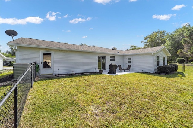 8225 SW 108th Street Rd, Ocala, FL 34481 - rear view of house featuring a patio