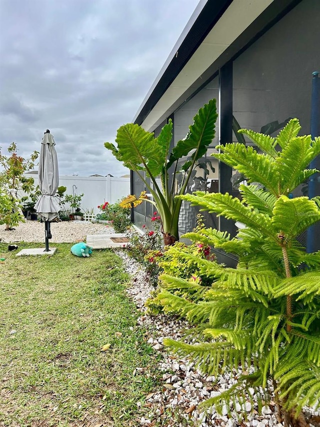 14015 Arbor Pines Dr, Riverview, FL 33579 - view of yard