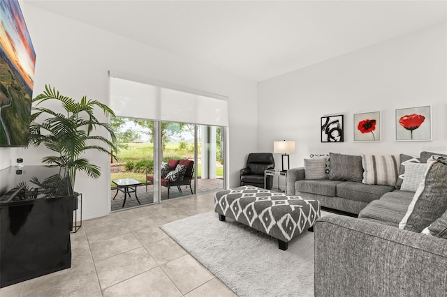 1890 Flora Pass Pl, Kissimmee, FL 34747 - living room featuring light tile patterned flooring
