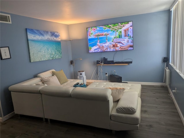 4705 NE 1st St NE Unit 327, Saint Petersburg, FL 33703 - living room with baseboards and wood finished floors
