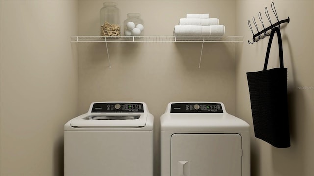 234 SE 27th St, Ruskin, FL 33570 - washroom with washing machine and dryer