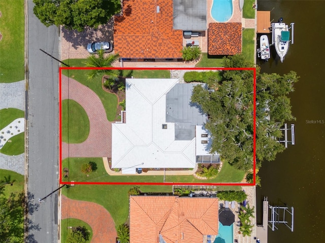 715 45th Ave NE, Saint Petersburg, FL 33703 - view of property location with property parcel outlined