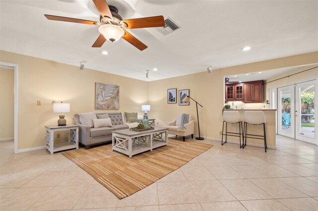 2006 Tanglewood Dr NE, Saint Petersburg, FL 33702 - photo 16