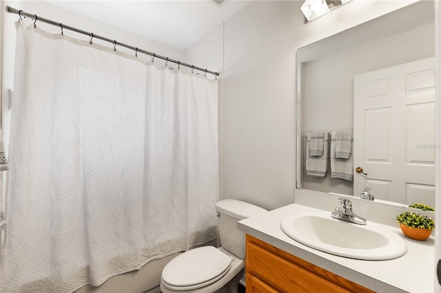 9700 SW 196th Cir, Dunnellon, FL 34432 - full bath featuring vanity, toilet, and shower / bath combo
