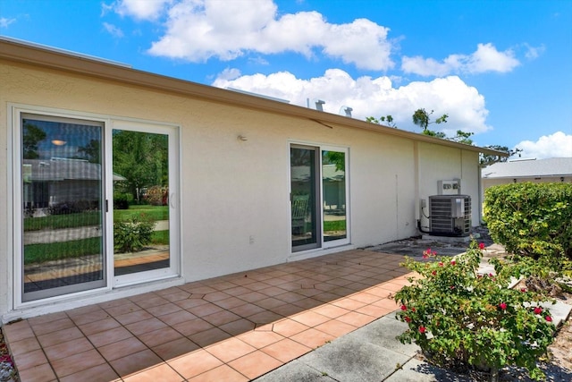 3146 37th Ln S Unit A, Saint Petersburg, FL 33711 - view of patio with central AC unit