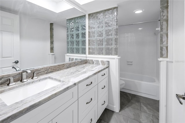 13898 Egret Ln, Clearwater, FL 33762 - bathroom with vanity, toilet, and shower / washtub combination