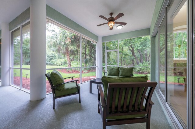 8444 Shenandoah Run, Wesley Chapel, FL 33544 - sunroom / solarium with ceiling fan, plenty of natural light, and an outdoor hangout area