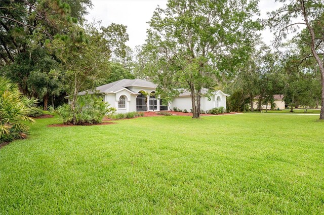 8444 Shenandoah Run, Wesley Chapel, FL 33544 - view of green lawn