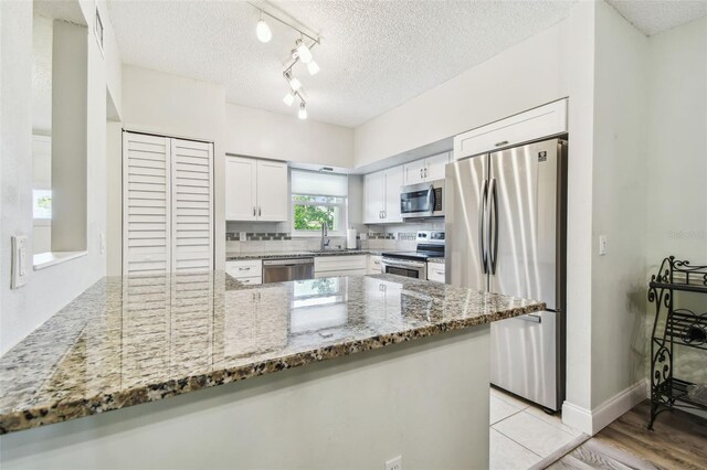 2261 Swedish Dr Unit 47, Clearwater, FL 33763 - photo 7
