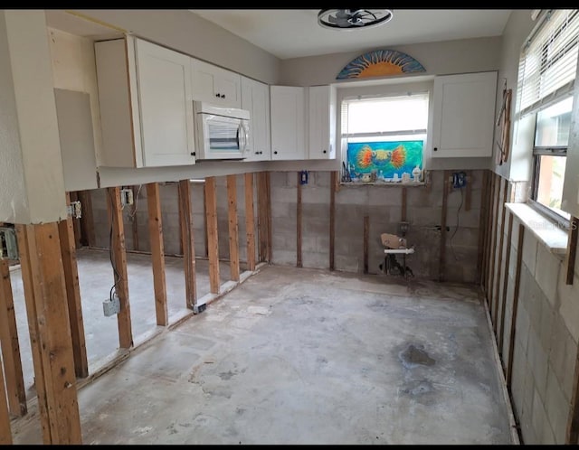 1726 Massachusetts Ave NE, Saint Petersburg, FL 33703 - photo 5