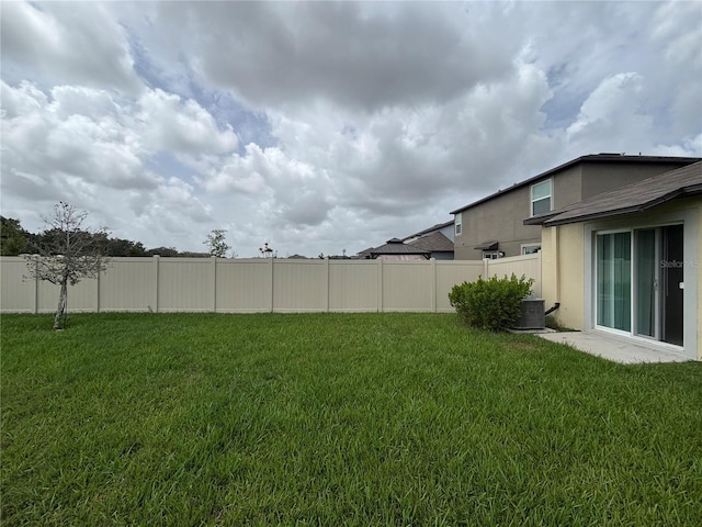 9828 Branching Ship Trce, Wesley Chapel, FL 33545 - view of yard featuring cooling unit