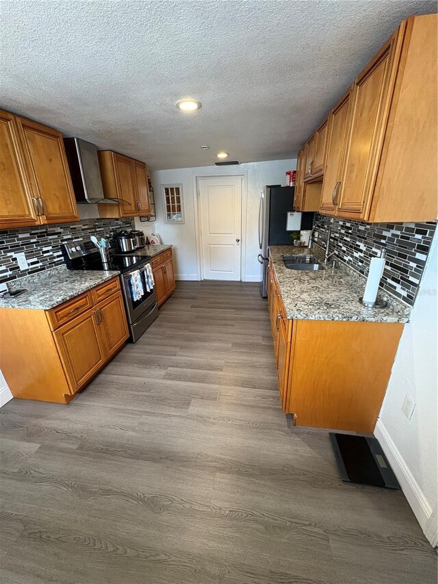 12502 Cambridge Ave, Tampa, FL 33624 - photo 5