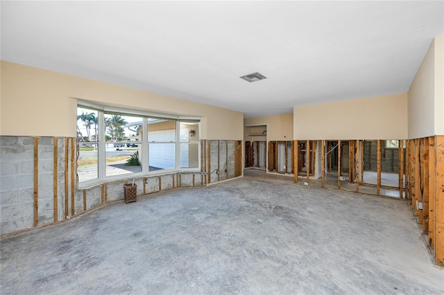 11465 7th St E, Treasure Island, FL 33706 - view of unfurnished living room
