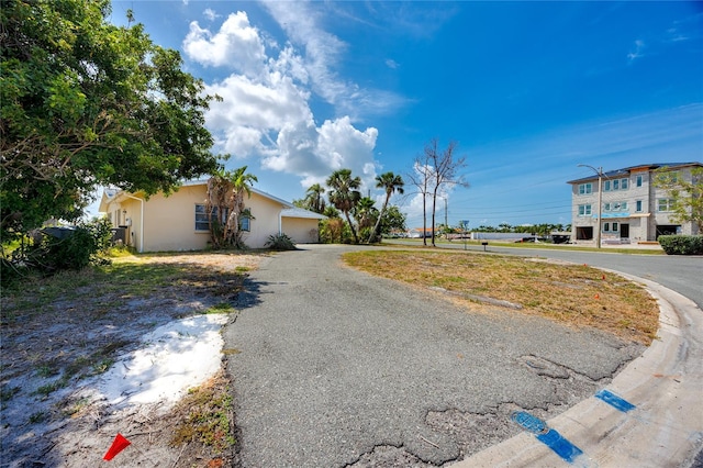 11465 7th St E, Treasure Island, FL 33706 - view of road
