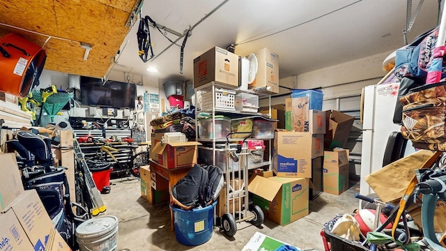 8111 Brickleton Woods Ave, Gibsonton, FL 33534 - view of storage room