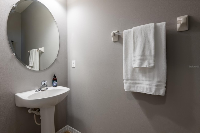 12208 Mcmullen Loop, Riverview, FL 33569 - view of bathroom