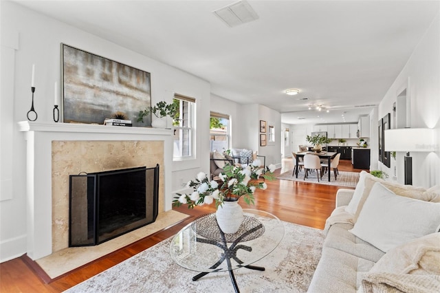 3320 7th Ave N, Saint Petersburg, FL 33713 - photo 4