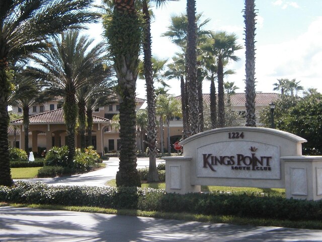2490 Kensington Greens Dr Unit 0, Sun City Center, FL 33573 - photo 55