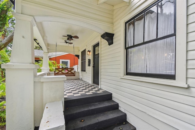848 9th Ave S, Saint Petersburg, FL 33701 - covered porch with a ceiling fan