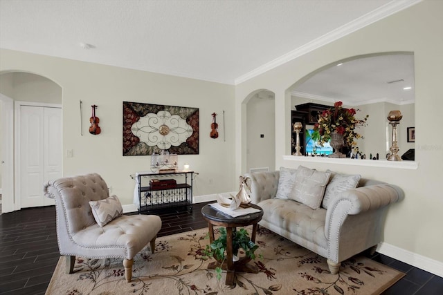 679 Challice Dr, Spring Hill, FL 34609 - living area featuring arched walkways, wood finish floors, baseboards, crown molding, and recessed lighting