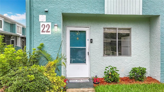 147 114th Ave NE Unit 147, Saint Petersburg, FL 33716 - entrance to property with stucco siding