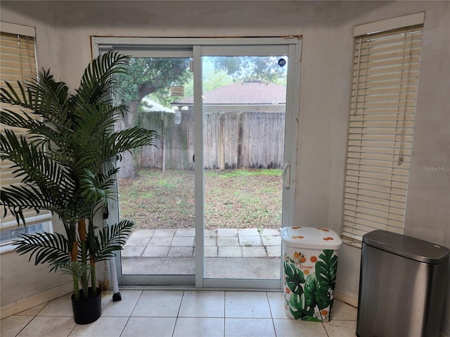 8313 Arabian Dunes Pl, Riverview, FL 33578 - entryway with tile patterned floors