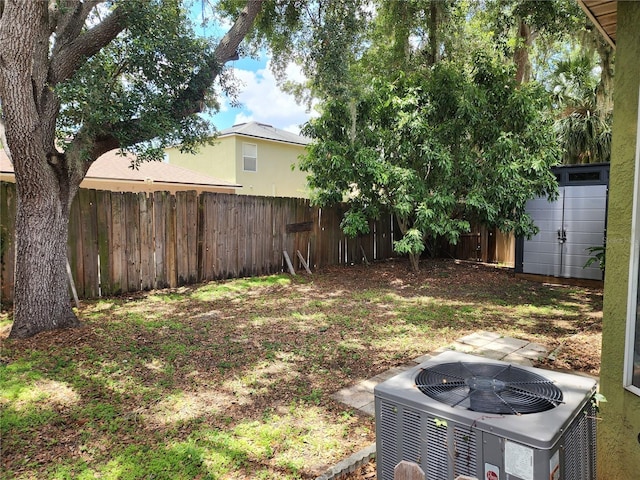 8313 Arabian Dunes Pl, Riverview, FL 33578 - view of yard