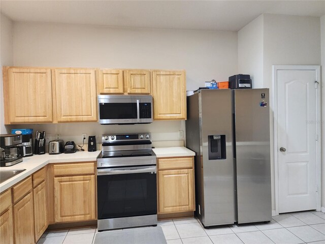 26541 Chimney Spire Ln, Wesley Chapel, FL 33544 - photo 4