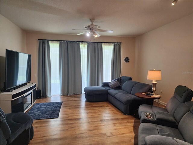 26541 Chimney Spire Ln, Wesley Chapel, FL 33544 - photo 6