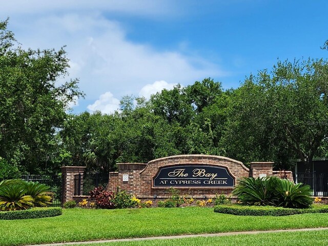 26541 Chimney Spire Ln, Wesley Chapel, FL 33544 - photo 17