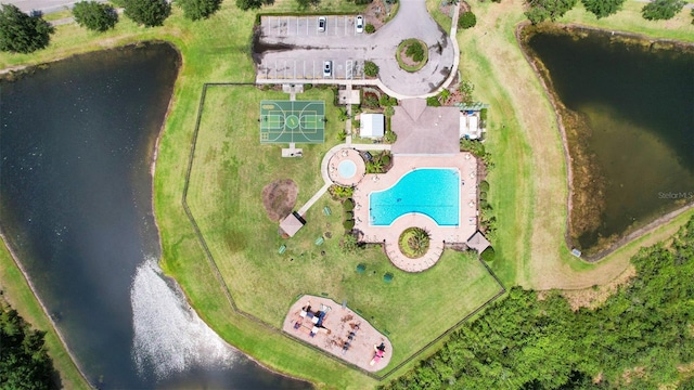 13910 Chalk Hill Pl, Riverview, FL 33579 - drone / aerial view of a pool and a large body of water