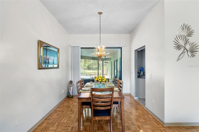 6621 Appaloosa Dr, Tampa, FL 33625 - dining room with a chandelier and baseboards