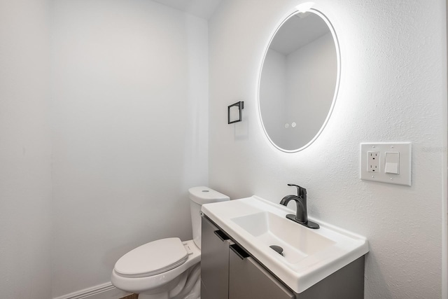 109 Magnolia Ave, Seffner, FL 33584 - bathroom featuring vanity and toilet