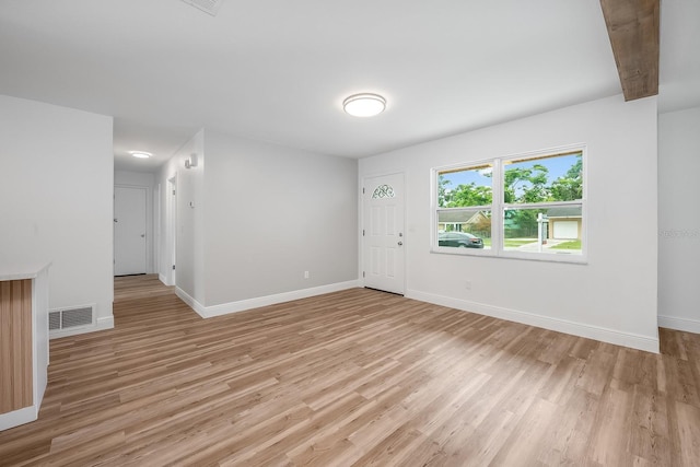 109 Magnolia Ave, Seffner, FL 33584 - foyer entrance with light wood-style floors
