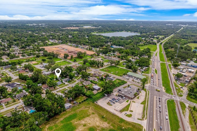 109 Magnolia Ave, Seffner, FL 33584 - aerial overview of property's location featuring a nearby body of water and nearby suburban area