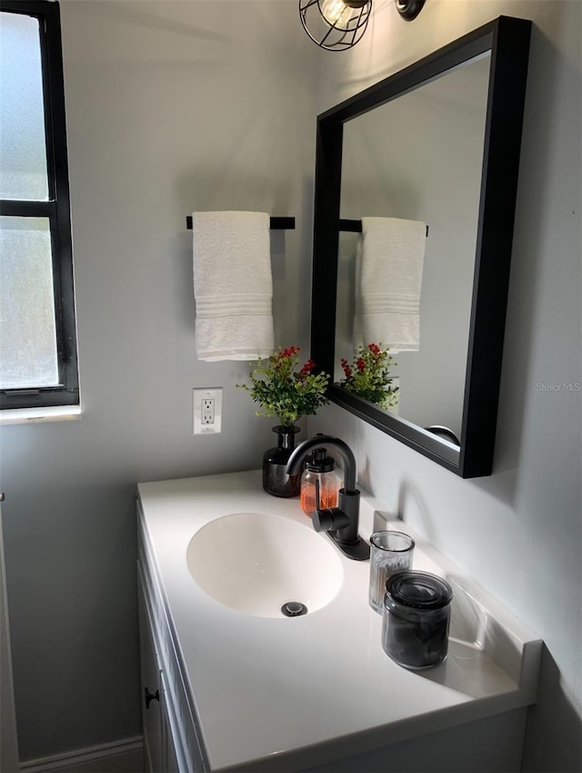 715 2nd Ave NE, Largo, FL 33770 - bathroom featuring vanity